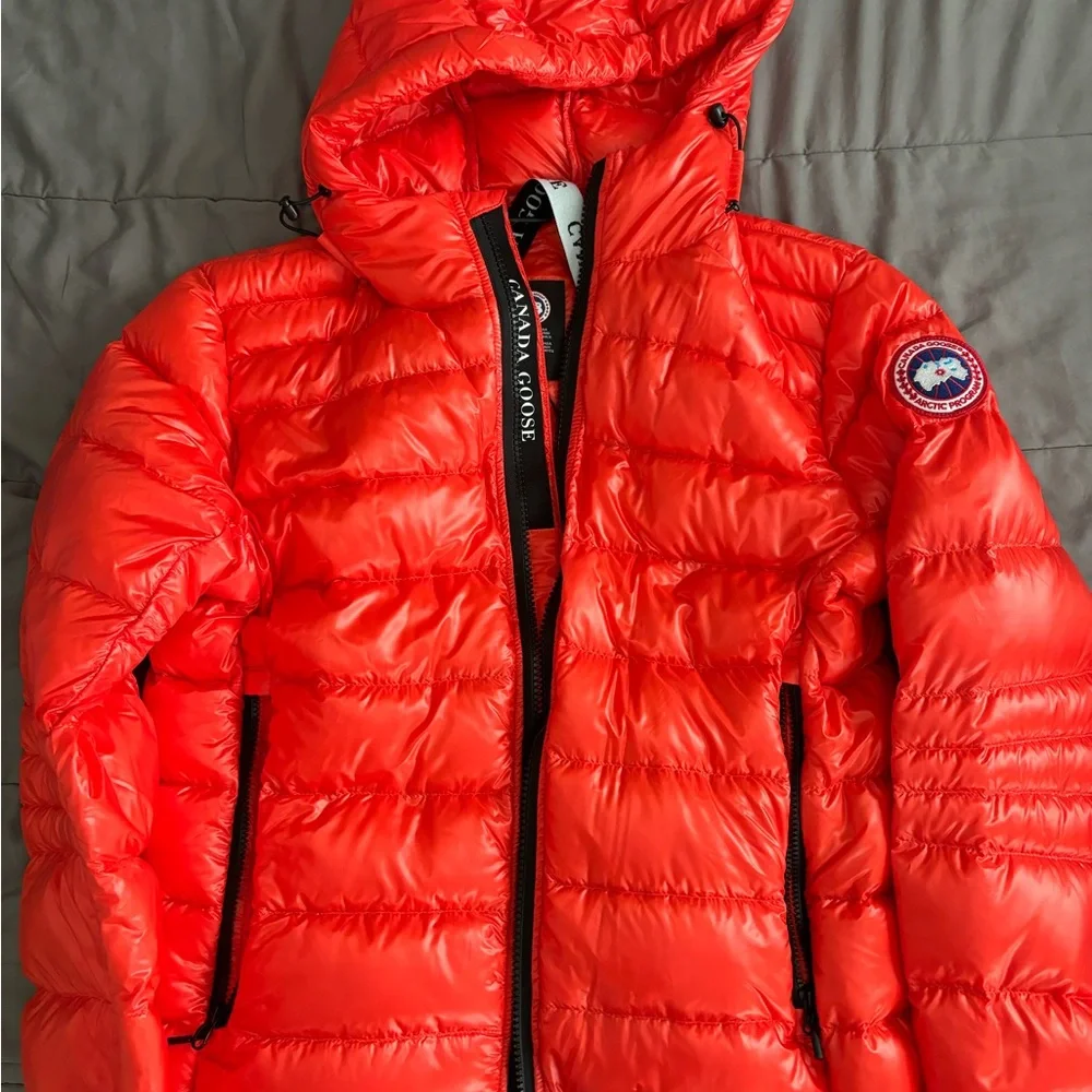 Canada Goose Crofton Hooded Down Parka- Medium - Signal Red- Brand New - Picture 6 of 8